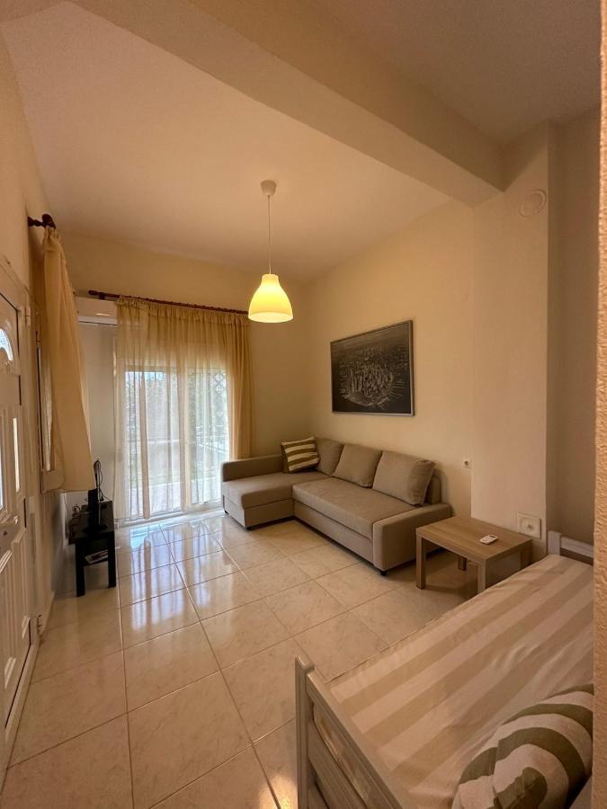 Venice Studios & Apartments Stavros  Extérieur photo